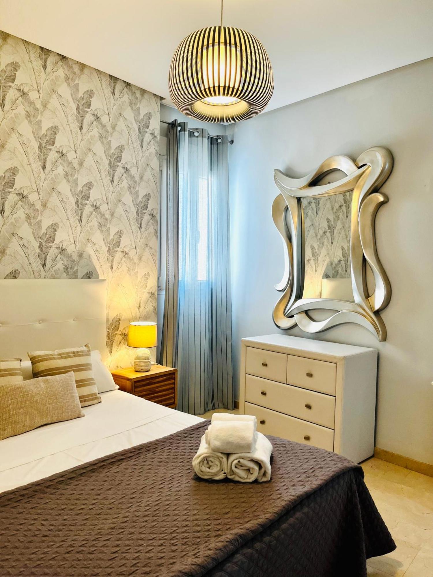 Travel Habitat Atico Calle Comedias Apartment Valencia Ngoại thất bức ảnh